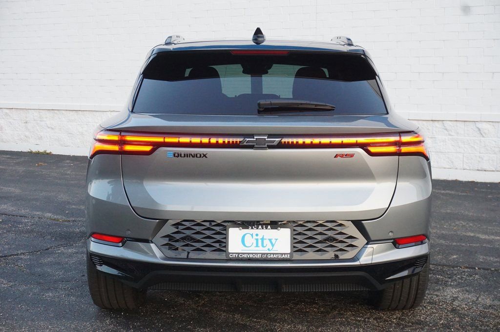 New 2026 Chevrolet Equinox EV RS image 6