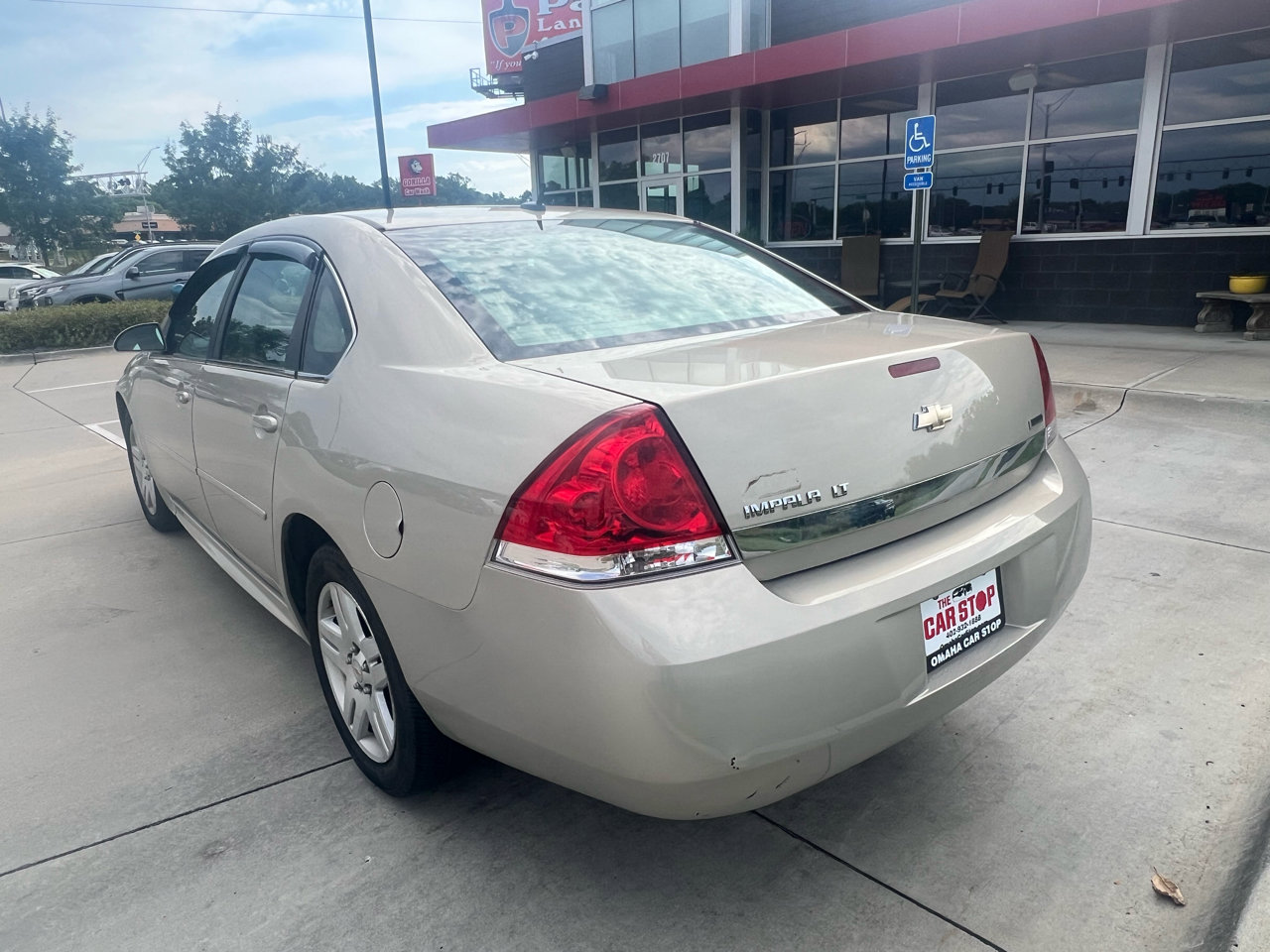 Used 2011 Chevrolet Impala LT image 8
