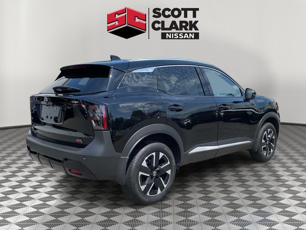 Used 2025 Nissan Kicks SR FWD image 6