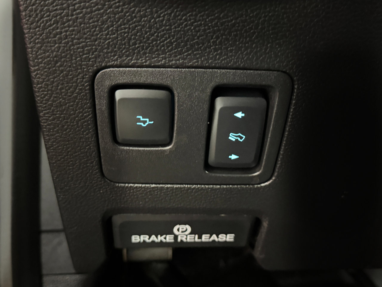 Used 2017 Ford F250 Lariat w/ Lariat Ultimate Package image 26