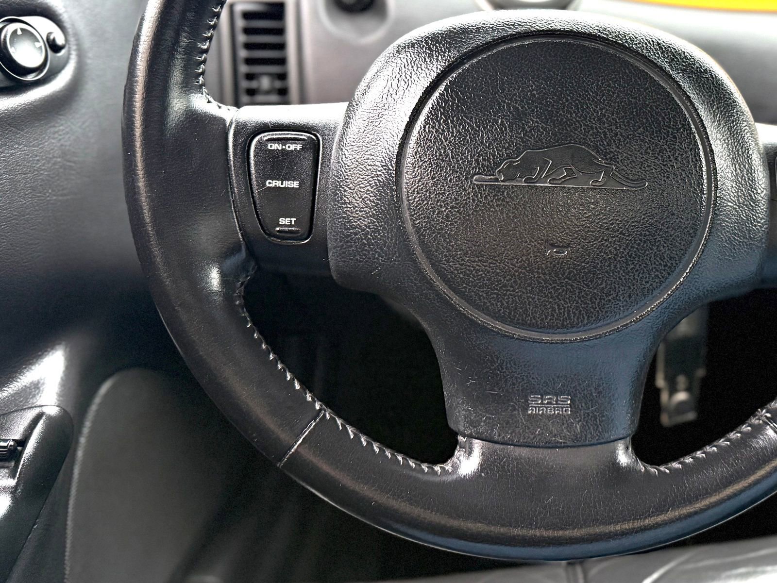 Used 2002 Chrysler Prowler RWD image 25