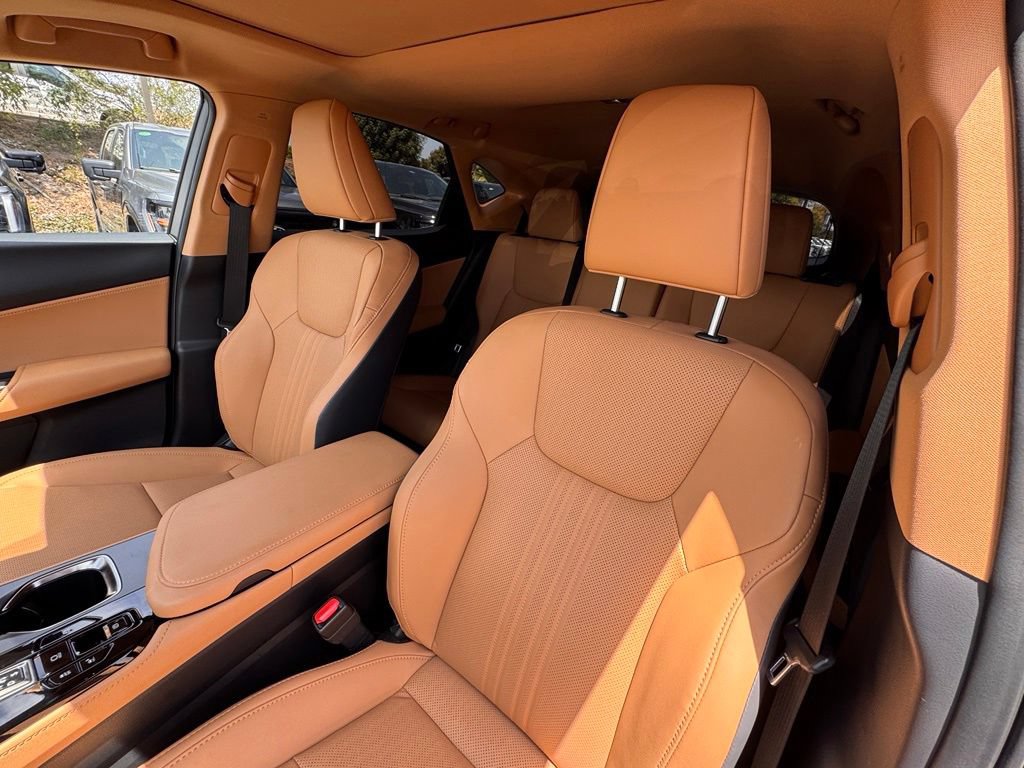 Used 2026 Lexus NX 350h AWD w/ Cold Area Package image 19