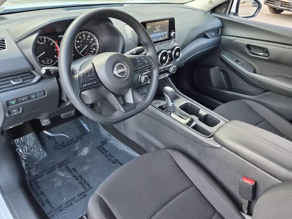 Used 2025 Nissan Sentra S FWD image 15