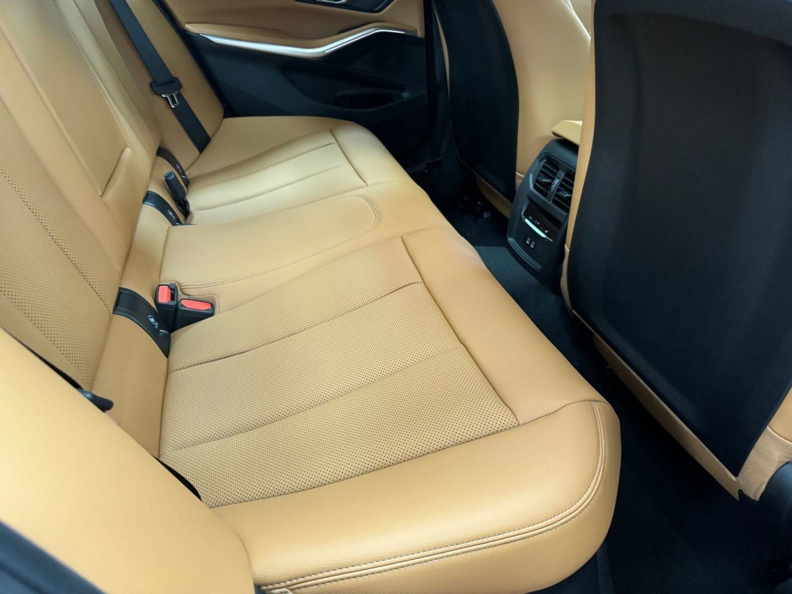 New 2026 BMW 330i xDrive Sedan w/ Premium Package image 26