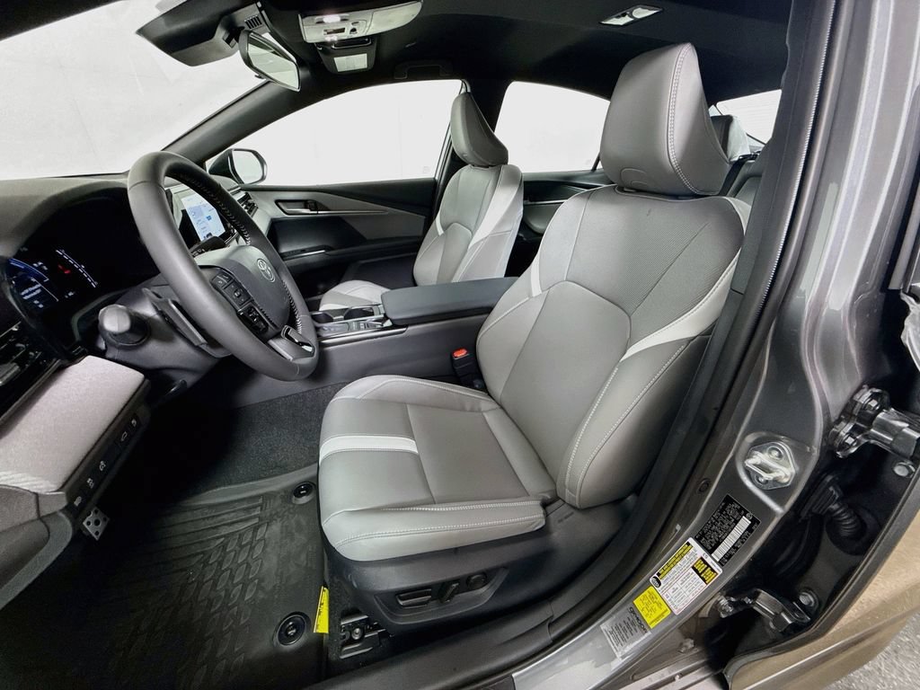 New 2026 Toyota Camry SE AWD/4WD image 19