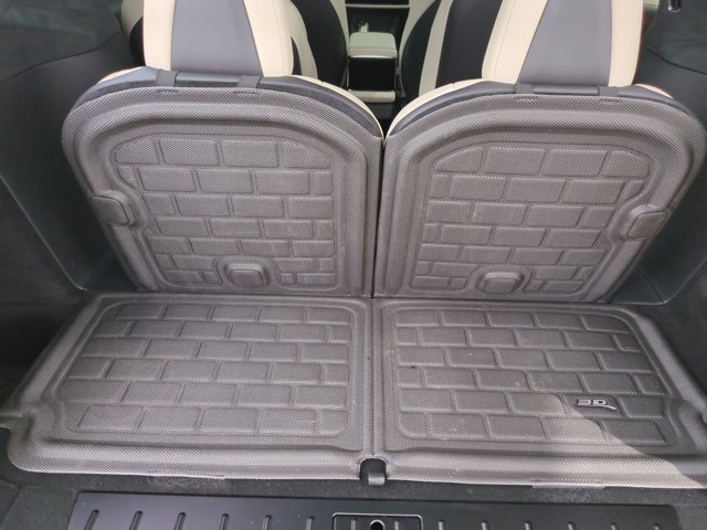 Used 2026 Tesla Model X Plaid image 6