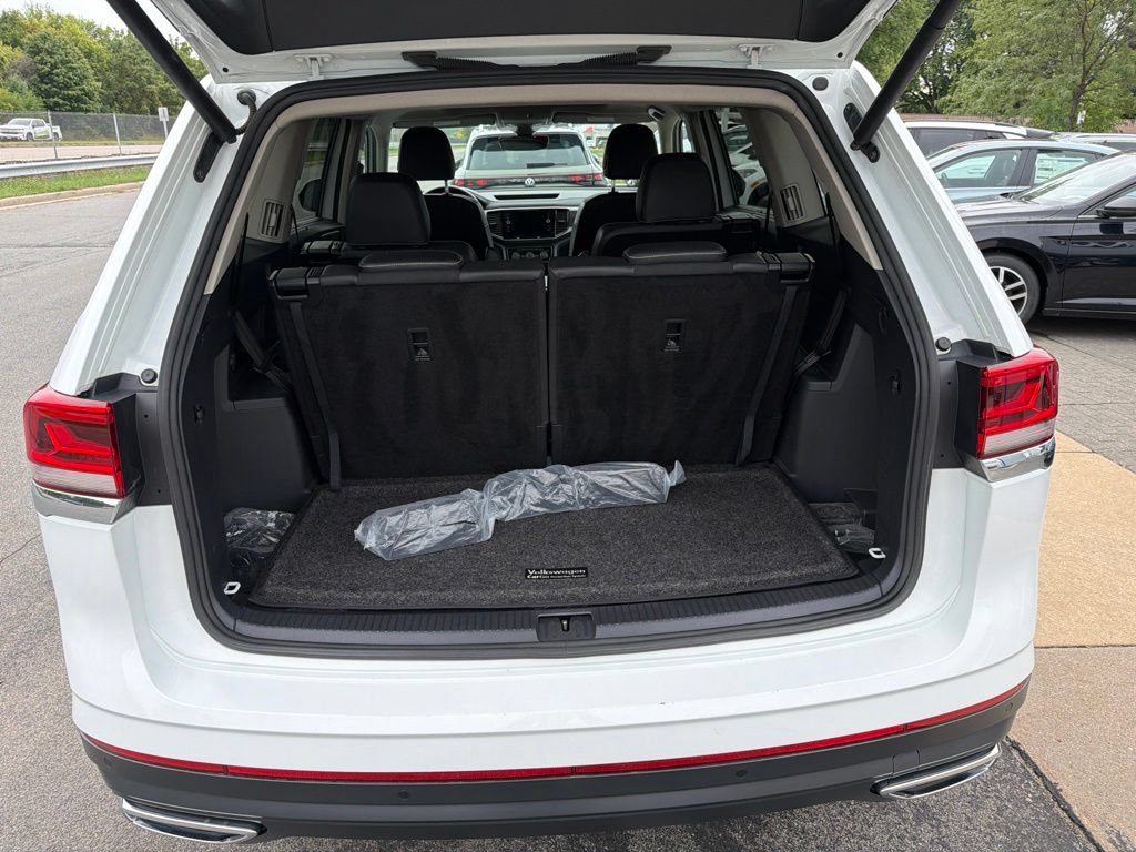 Used 2021 Volkswagen Atlas SEL AWD/4WD image 8