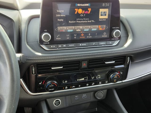 Used 2022 Nissan Rogue SV w/ SV Premium Package FWD image 18