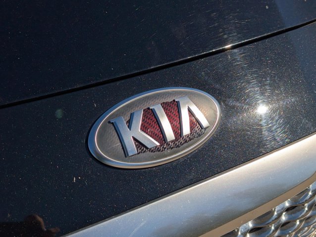 Used 2019 Kia K900 Luxury w/ VIP Package image 5