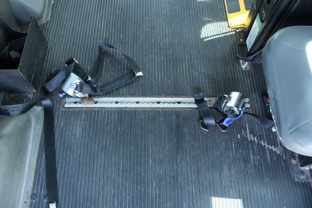 Used 2007 Ford E-250 and Econoline 250 RWD image 14