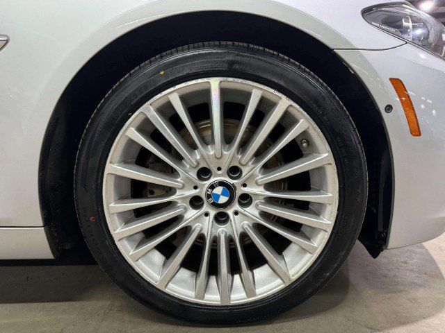 Used 2014 BMW 550i xDrive Sedan AWD/4WD image 42