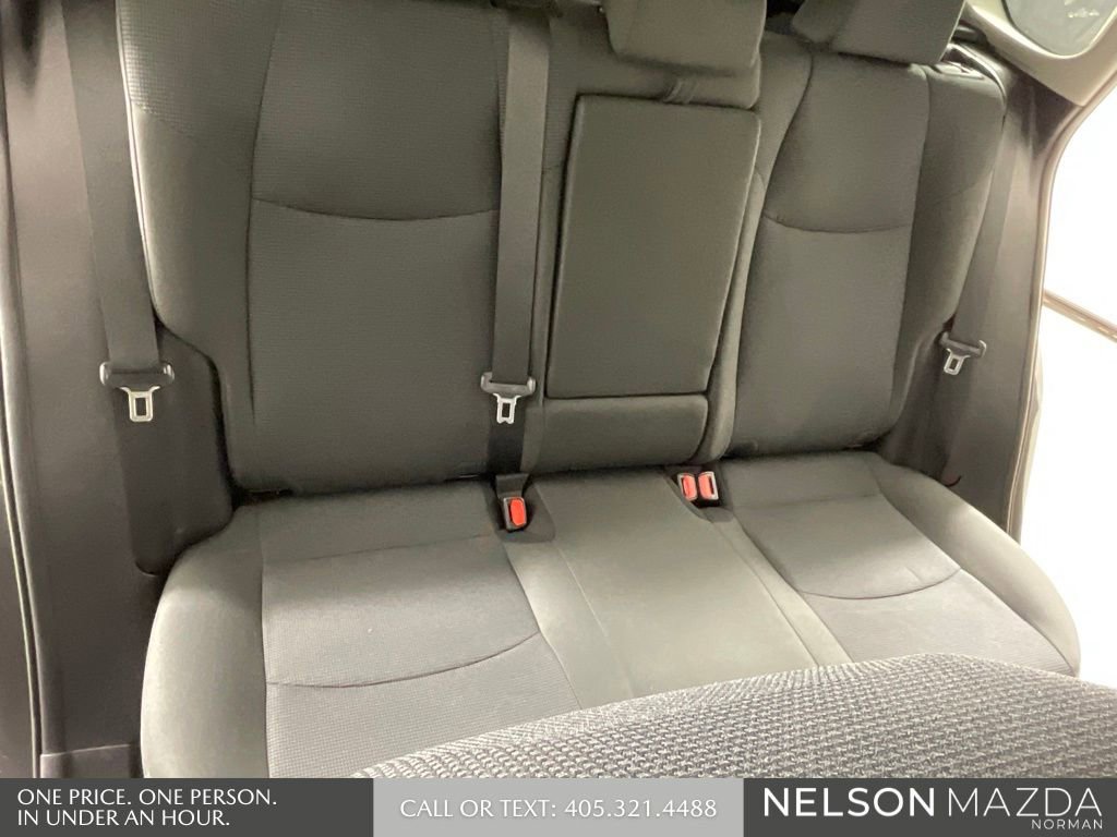 Used 2022 Toyota RAV4 LE image 30