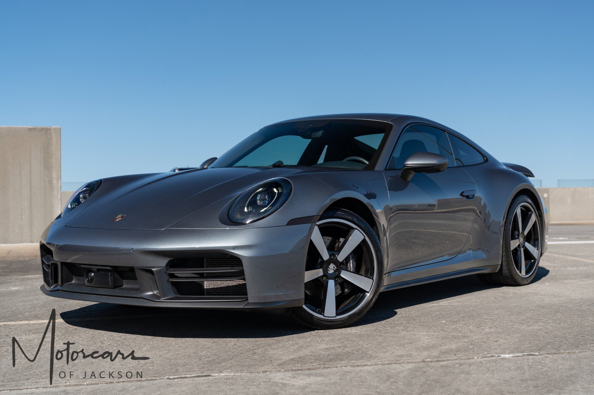 Used 2025 Porsche 911 Carrera image 3