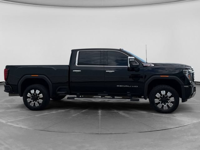 Used 2024 GMC Sierra 2500 Denali w/ Denali Reserve Package AWD/4WD image 2