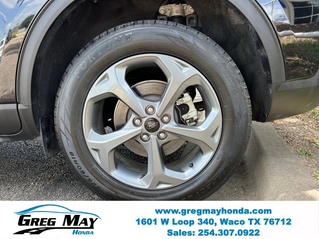 Used 2025 Ford Escape ST-Line Select AWD/4WD image 9