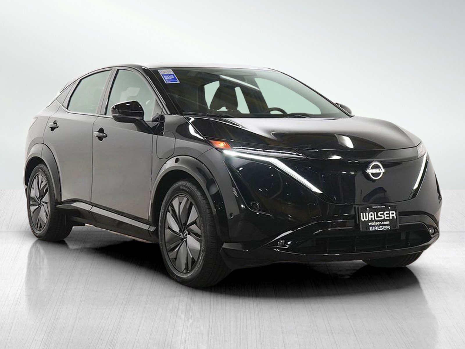 Used 2024 Nissan Ariya AWD image 7