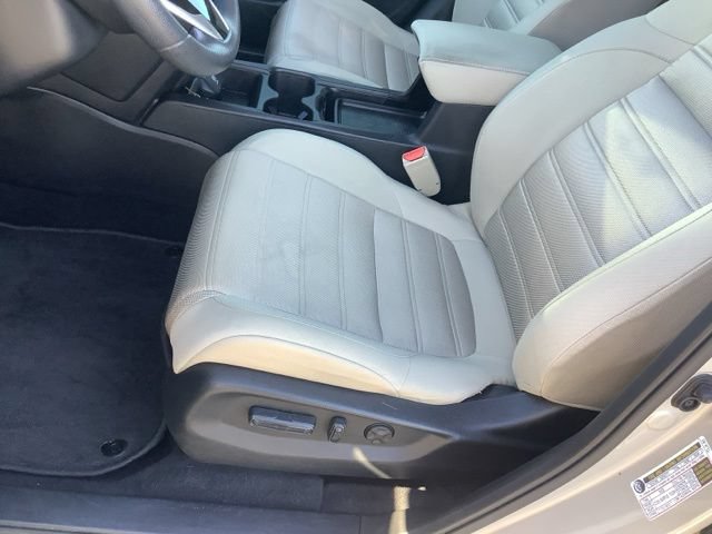 Used 2019 Honda CR-V EX image 9