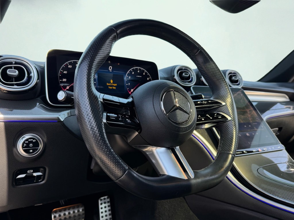 Used 2024 Mercedes-Benz CLE 300 4MATIC Coupe image 15