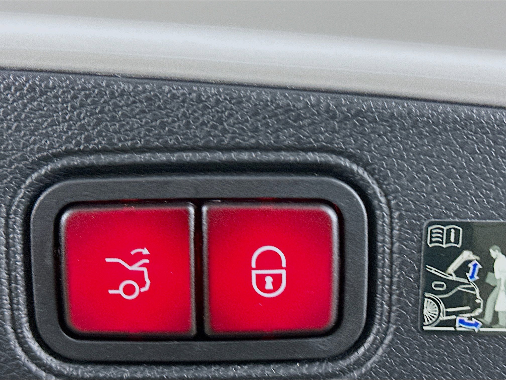 Used 2023 Mercedes-Benz E 450 4MATIC Coupe image 36