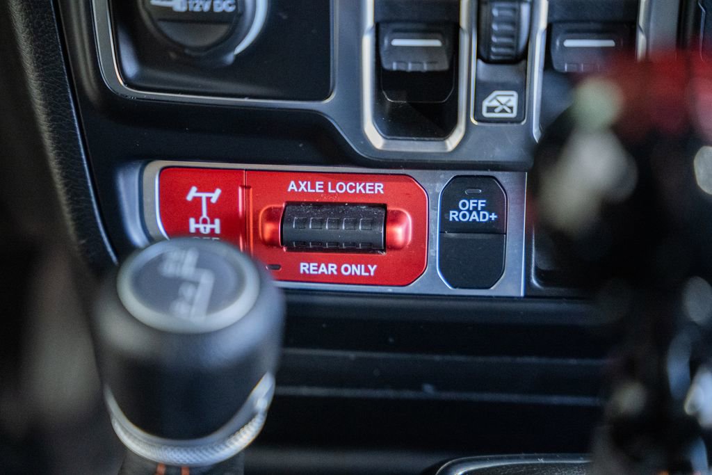 Used 2021 Jeep Gladiator Mojave w/ Safety Group image 29