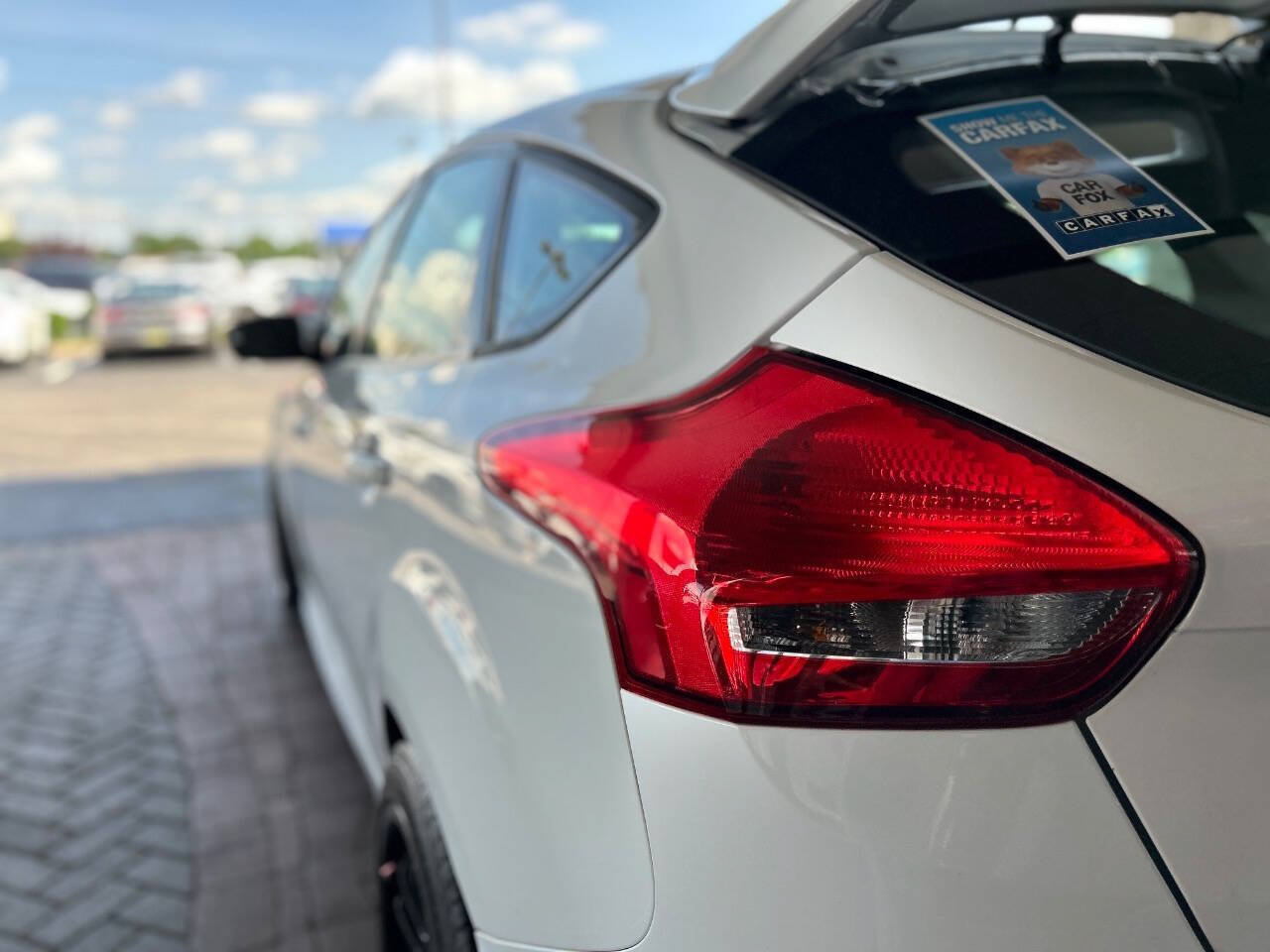 Used 2017 Ford Focus ST FWD image 10
