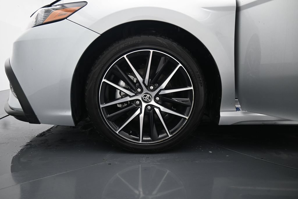 Used 2024 Toyota Camry SE FWD image 17