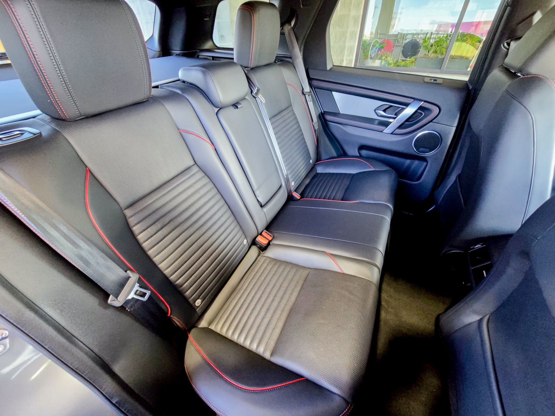 Used 2023 Land Rover Discovery Sport S R-Dynamic image 27