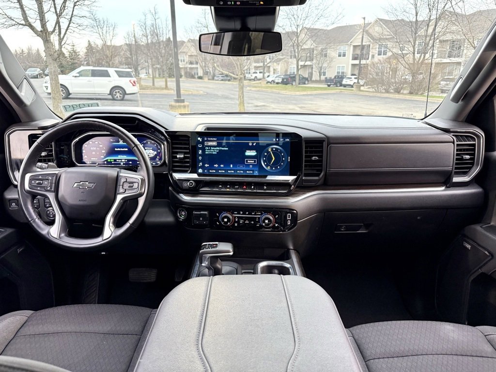 Used 2024 Chevrolet Silverado 1500 RST image 28