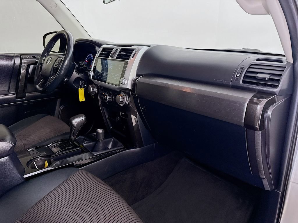 Certified 2019 Toyota 4Runner TRD Off-Road AWD/4WD image 30