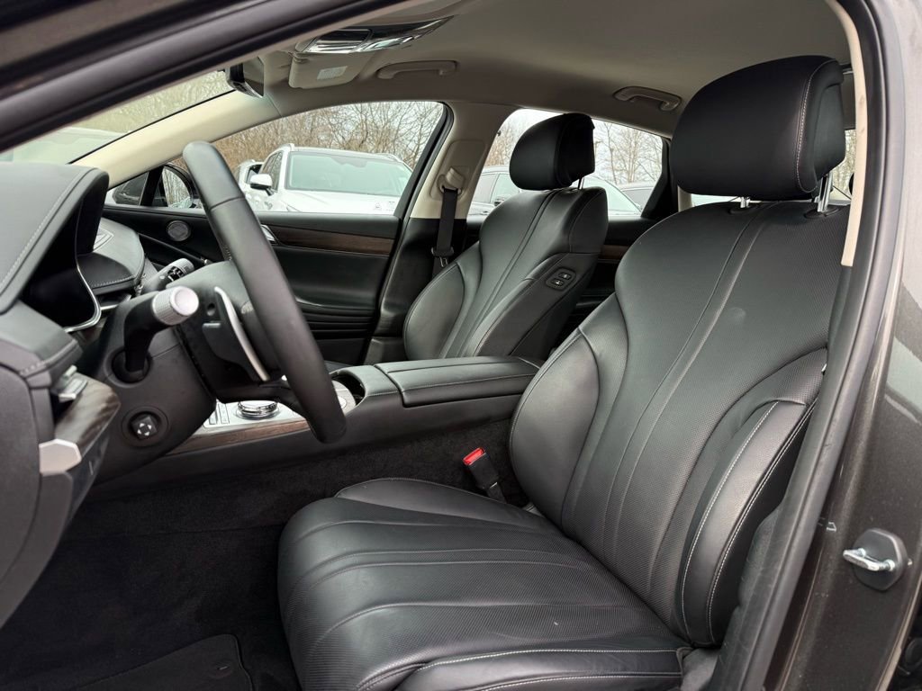 Used 2024 Genesis G80 image 9