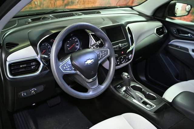 Used 2021 Chevrolet Equinox LS w/ LPO, Blackout Package image 21