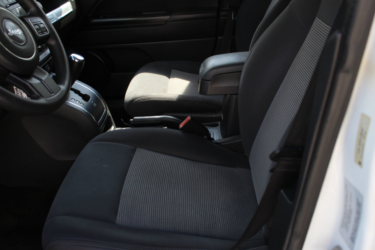 Used 2016 Jeep Compass Sport w/ Power Value Group image 15