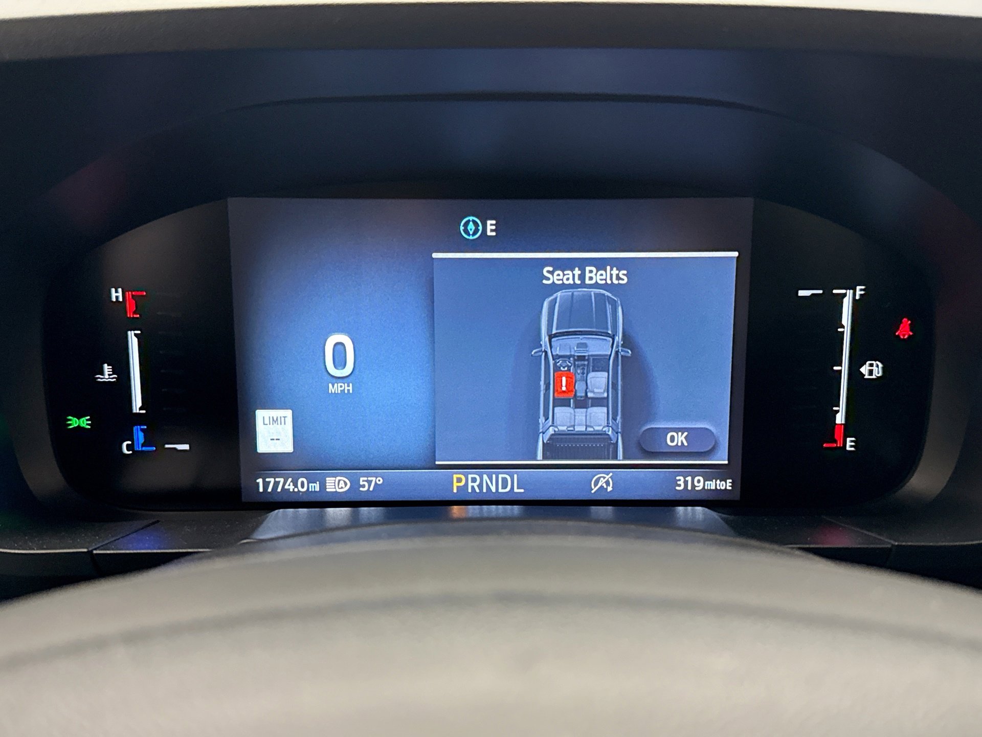 Used 2025 Ford Maverick Lariat w/ Black Appearance Package image 13