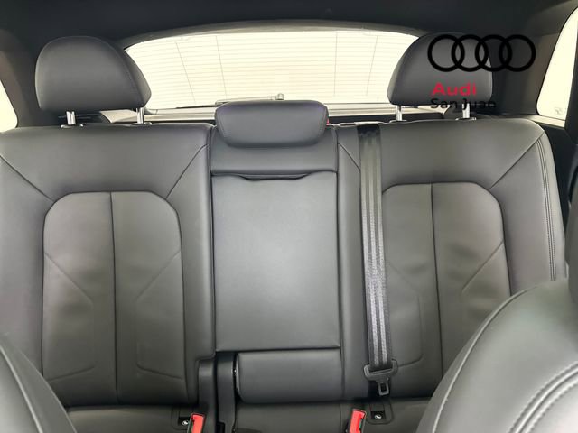 Certified 2025 Audi Q3 2.0T Premium w/ Convenience Package image 14