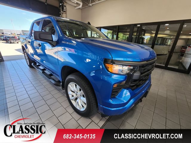 Used 2023 Chevrolet Silverado 1500 Custom RWD image 1