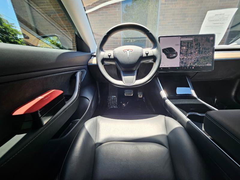 Used 2019 Tesla Model 3 Long Range RWD image 4