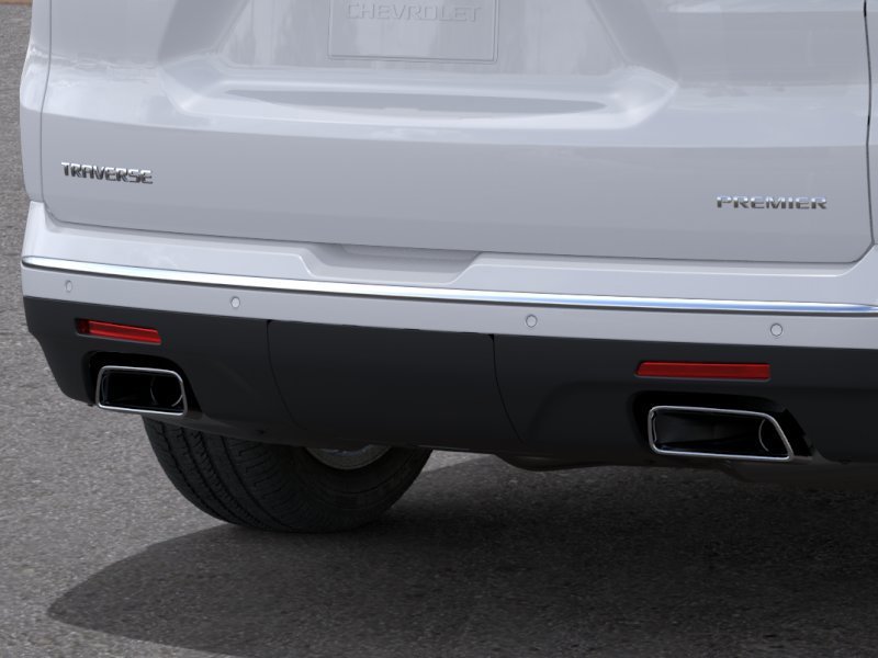 New 2023 Chevrolet Traverse Premier w/ LPO, Floor Liner Package image 14