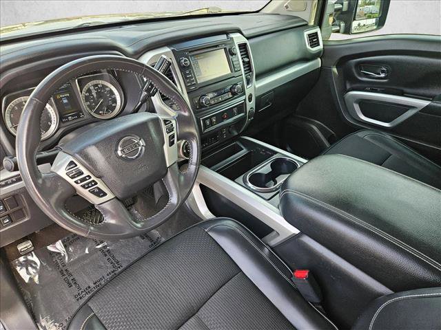 Used 2017 Nissan Titan PRO-4X AWD/4WD image 13