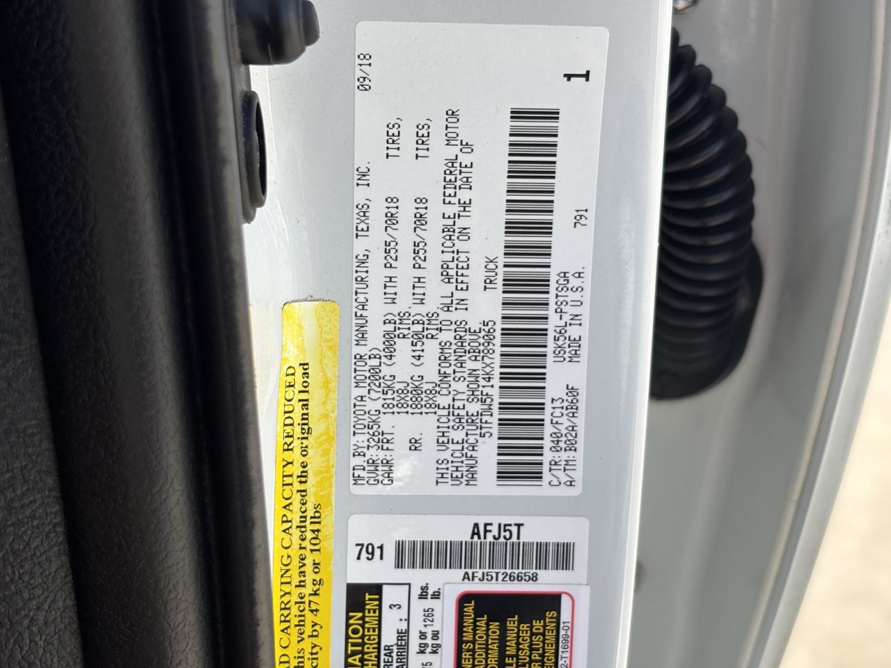 Used 2019 Toyota Tundra SR5 w/ SR5 Upgrade Package AWD/4WD image 30