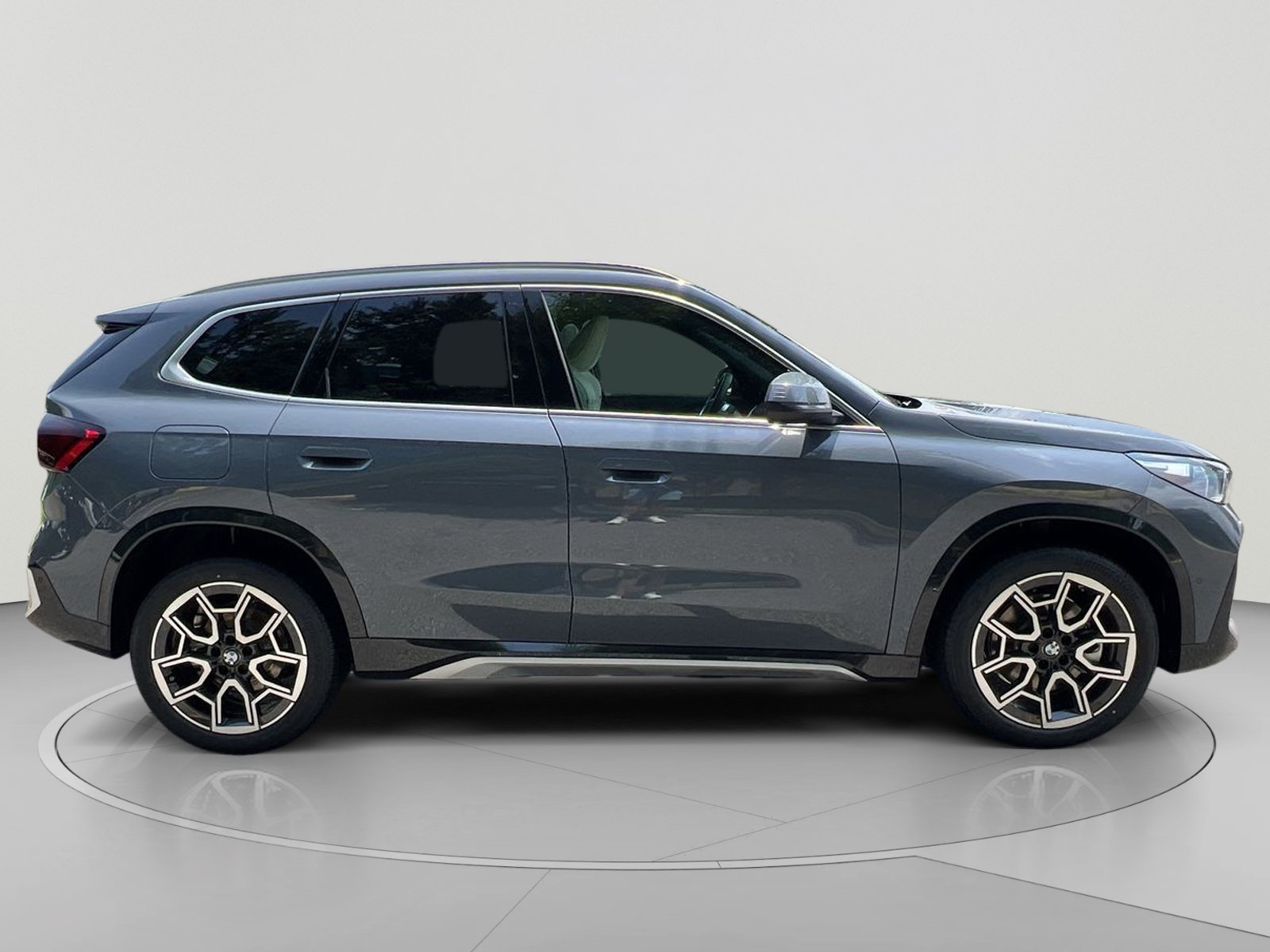 New 2026 BMW X1 xDrive28i w/ Convenience Package AWD/4WD image 6