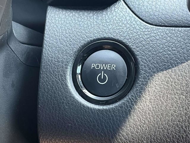 Used 2025 Toyota Camry SE FWD image 32