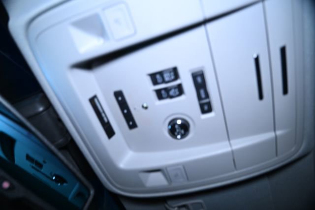 Used 2018 Chevrolet Tahoe Premier image 36