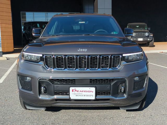 New 2025 Jeep Grand Cherokee Overland w/ Luxury Tech Group IV image 9