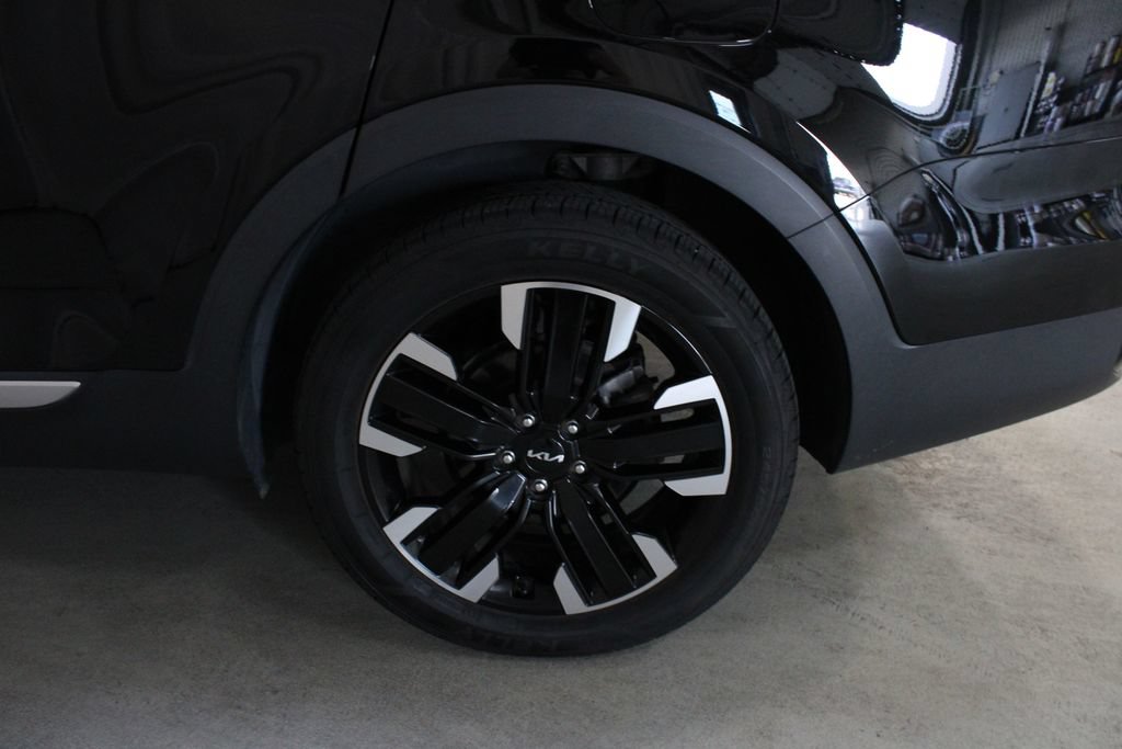 Used 2023 Kia Telluride SX Prestige AWD/4WD image 30
