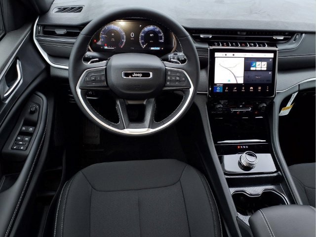 New 2027 Jeep Grand Cherokee Laredo X AWD/4WD image 28