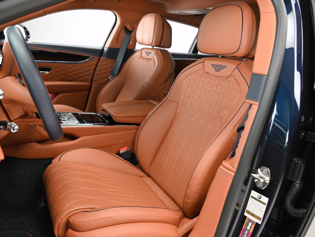 Used 2022 Bentley Flying Spur V8 AWD/4WD image 13