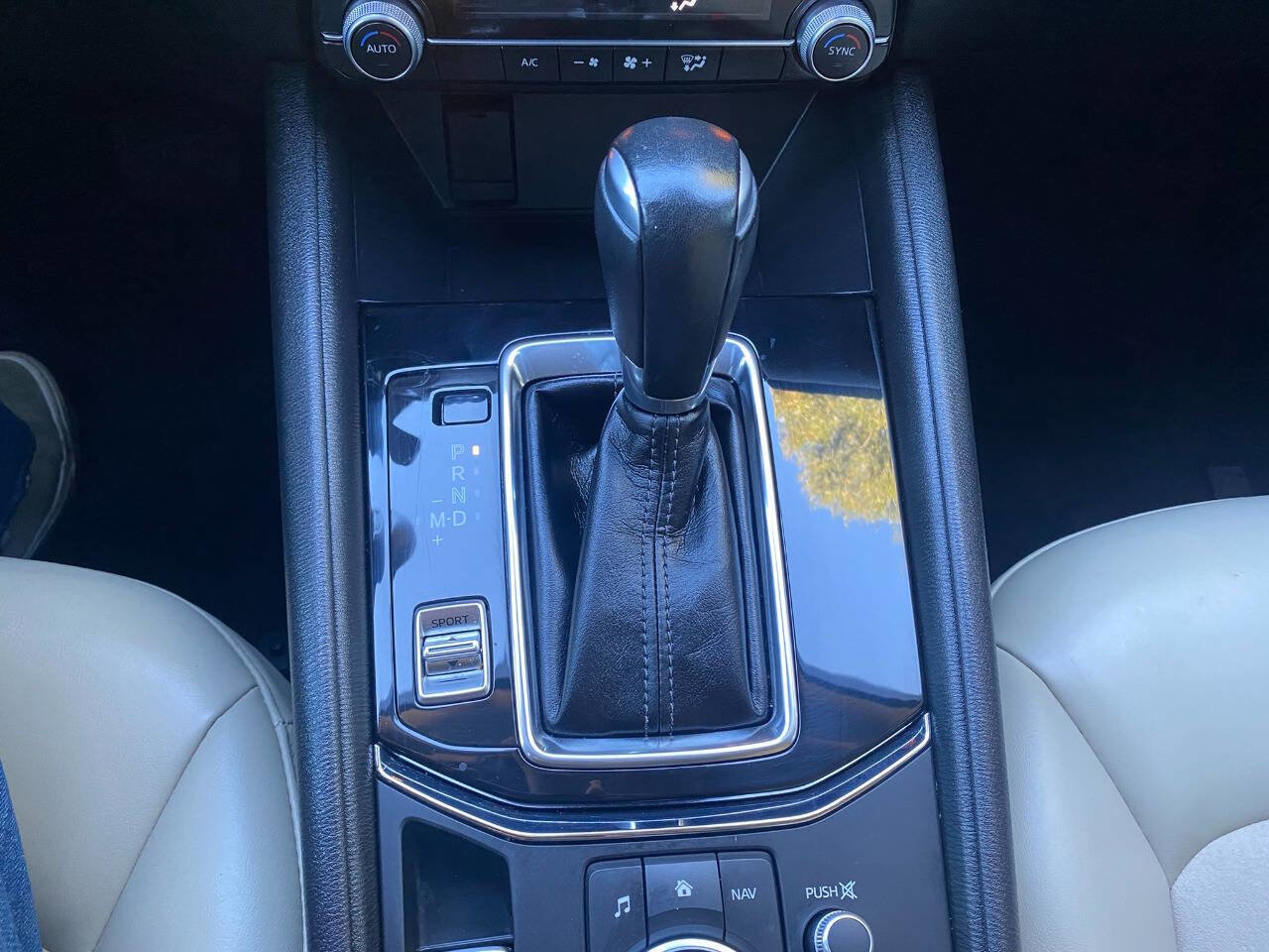 Used 2020 MAZDA CX-5 Touring image 33