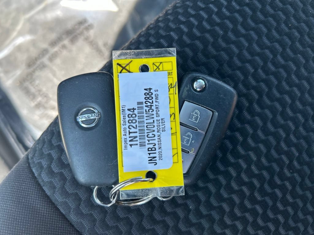 Used 2020 Nissan Rogue Sport S FWD image 8