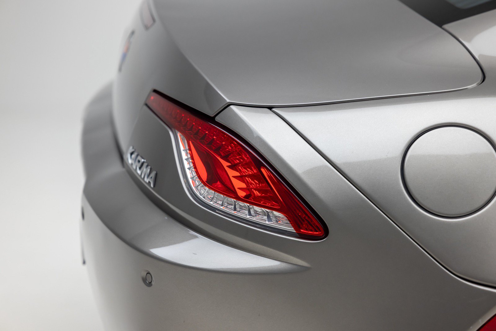Used 2012 Fisker Karma EcoSport RWD image 39