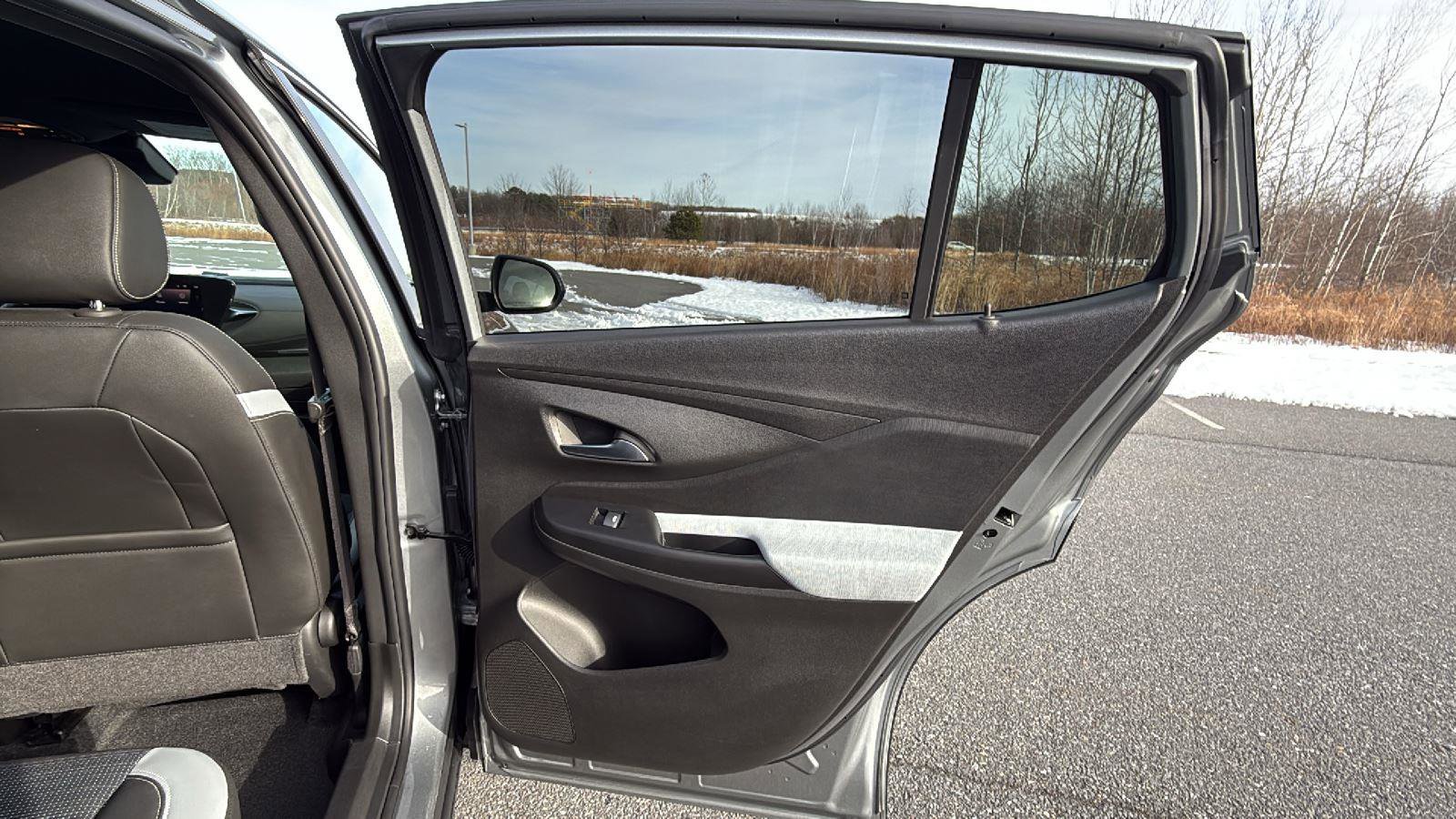 Used 2024 Buick Envista Preferred w/ Convenience I Package image 18